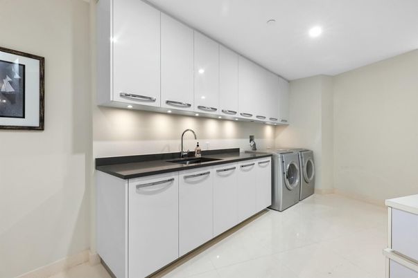 Interior, Recessed Lighting, Washer