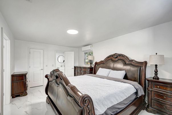 Bedroom, Interior, Marble, Recessed Lighting