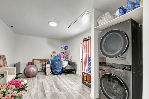 Interior, Recessed Lighting, Utility Closets, Washer, Wood Texture Flooring