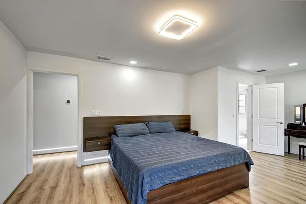 Bedroom, Interior, Recessed Lighting, Wood Texture Flooring