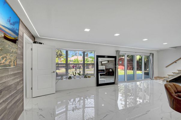 Empty room, Interior, Marble, Recessed Lighting