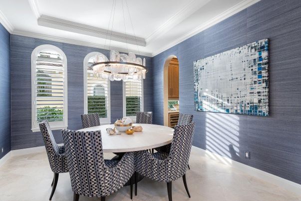 Chandelier, Dining room, Interior