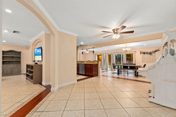 Chandelier, Dining room, Interior, Recessed Lighting