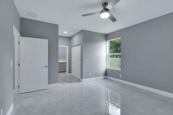 Empty room, Interior, Marble, Recessed Lighting