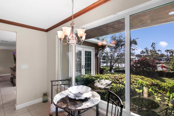 Chandelier, Interior, Pendant Lights
