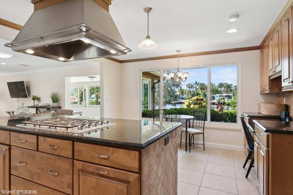 Chandelier, Interior, Kitchen, Pendant Lights, Recessed Lighting
