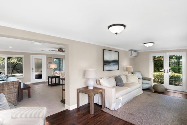 Interior, Living room, Recessed Lighting, Wood Texture Flooring
