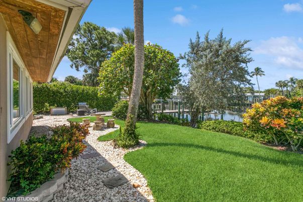 Backyard, Exterior, Water