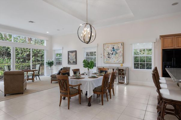 Chandelier, Dining room, Interior, Pendant Lights, Recessed Lighting