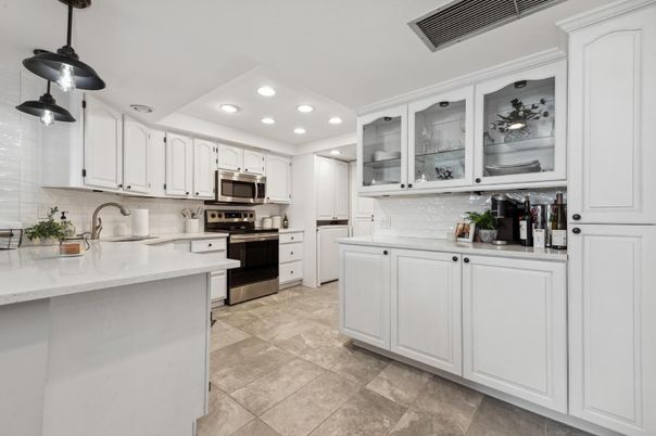 Interior, Kitchen, Pendant Lights, Recessed Lighting, Stainless Steel Appliances