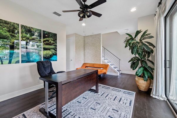 Home Office, Interior, Recessed Lighting, Wood Texture Flooring