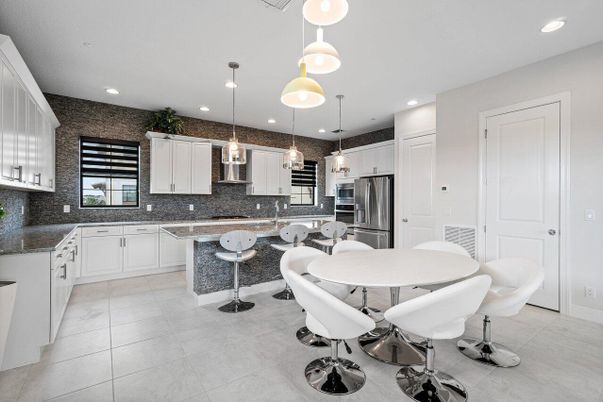 Dining room, Interior, Kitchen, Pendant Lights, Recessed Lighting, Stainless Steel Appliances