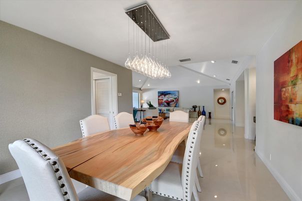 Dining room, Interior, Living room, Pendant Lights, Recessed Lighting