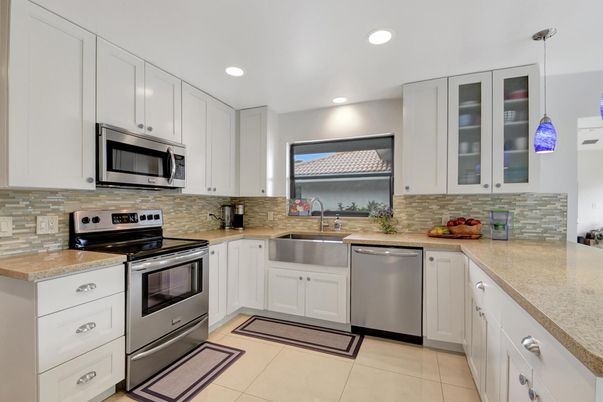 Interior, Kitchen, Pendant Lights, Recessed Lighting, Stainless Steel Appliances