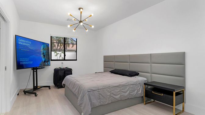 Bedroom, Interior, Pendant Lights, Wood Texture Flooring