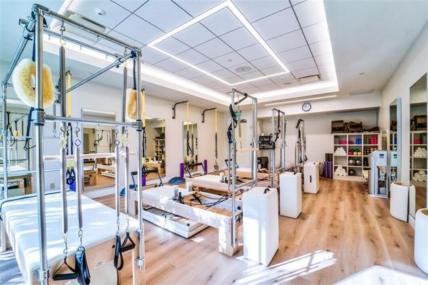 Fitness Equipment, Interior, Recessed Lighting, Wood Texture Flooring