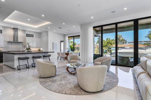 Dining room, Interior, Kitchen, Living room, Recessed Lighting