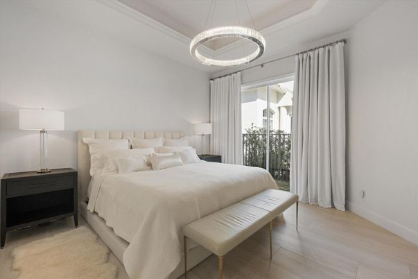 Bedroom, Interior, Pendant Lights, Wood Texture Flooring