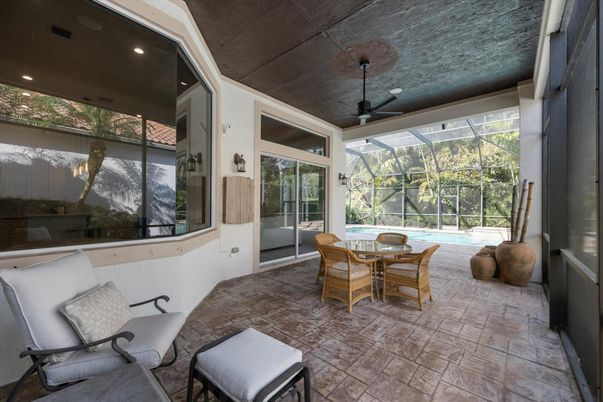 Dining room, Interior, Recessed Lighting, Sun Room