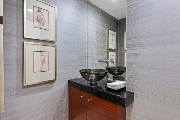 Bathroom, Interior, Recessed Lighting