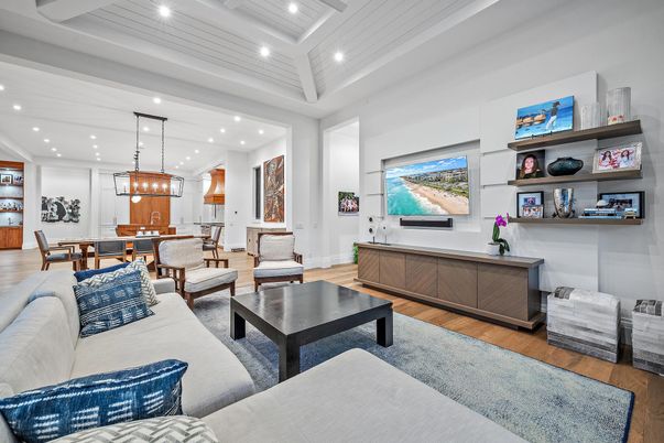 Dining room, Interior, Kitchen, Living room, Pendant Lights, Recessed Lighting, Wood Texture Flooring