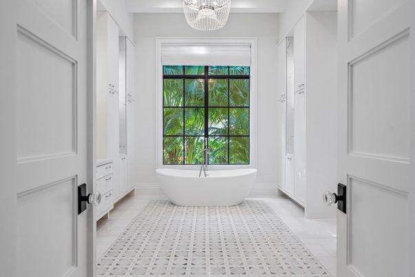 Bathroom, Free Standing Baths, Interior