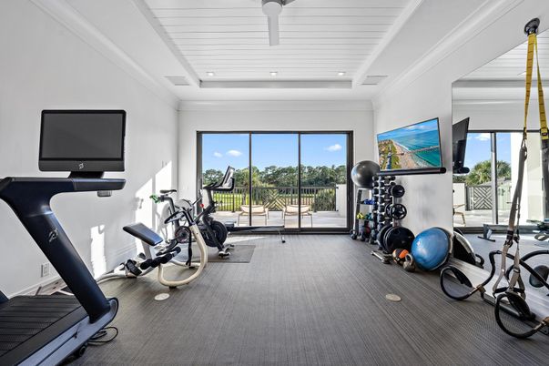 Fitness Equipment, Interior, Recessed Lighting