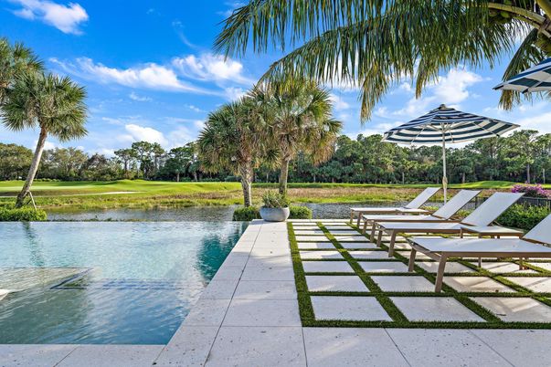 Exterior, Pool, Water