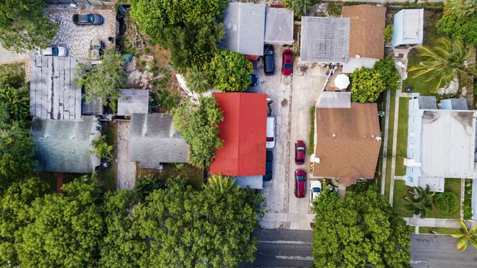 Exterior, Drone