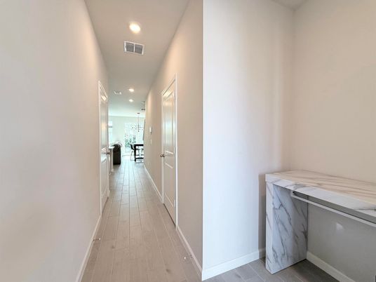 Interior, Recessed Lighting, Wood Texture Flooring