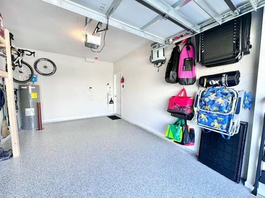 Garage, Interior