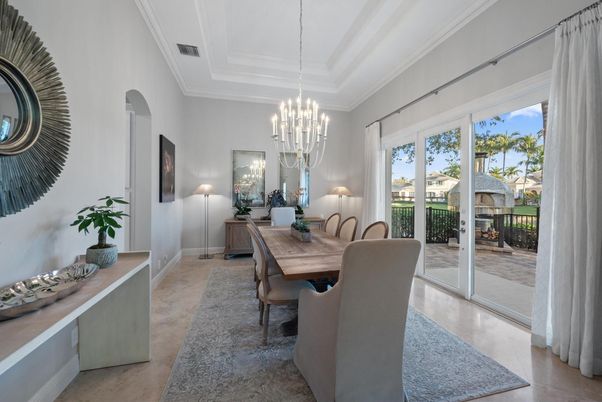 Chandelier, Dining room, Interior