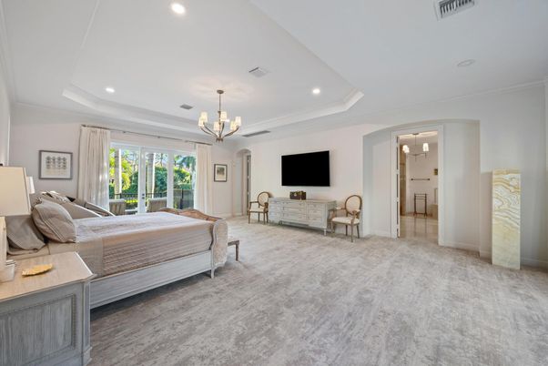 Bedroom, Chandelier, Interior, Pendant Lights, Recessed Lighting