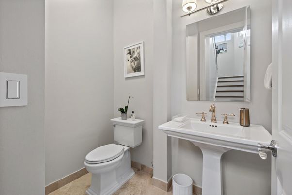 Bathroom, Interior
