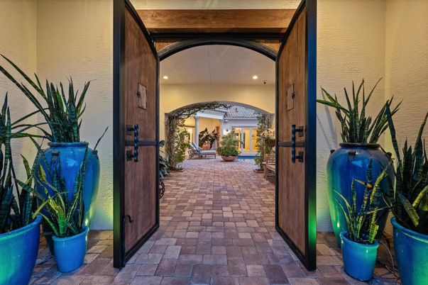 Exterior, Recessed Lighting
