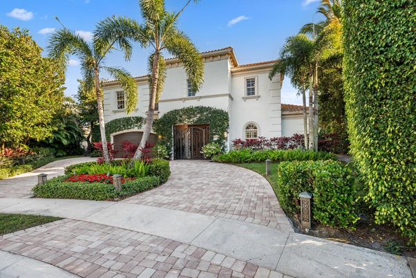 Backyard, Exterior, Facade, Mediterranean
