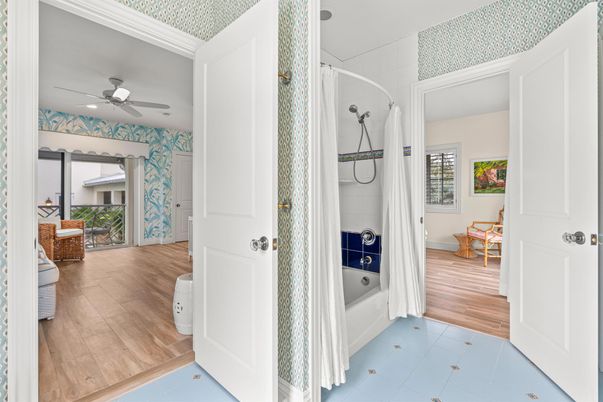 Bathroom, Interior, Recessed Lighting, Wood Texture Flooring