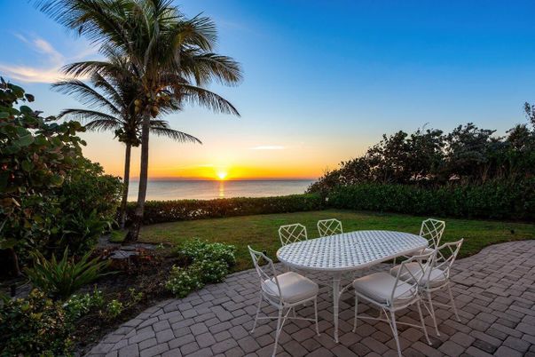 Backyard, Exterior, Water