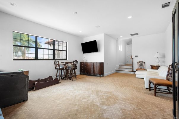 Dining room, Interior, Recessed Lighting