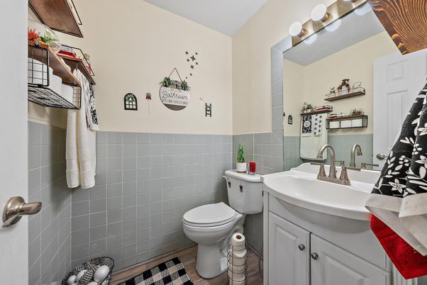 Bathroom, Interior