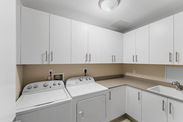 Interior, Washer