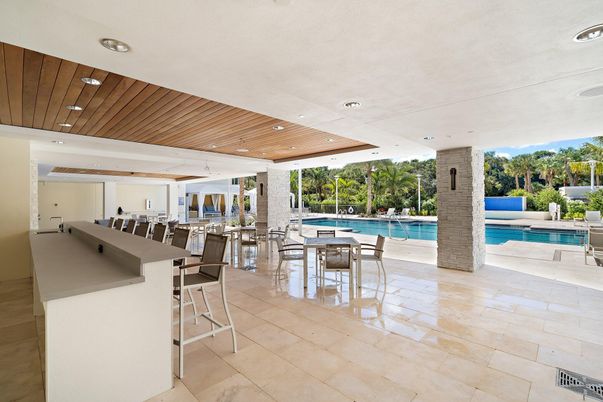 Exterior, Pool, Recessed Lighting