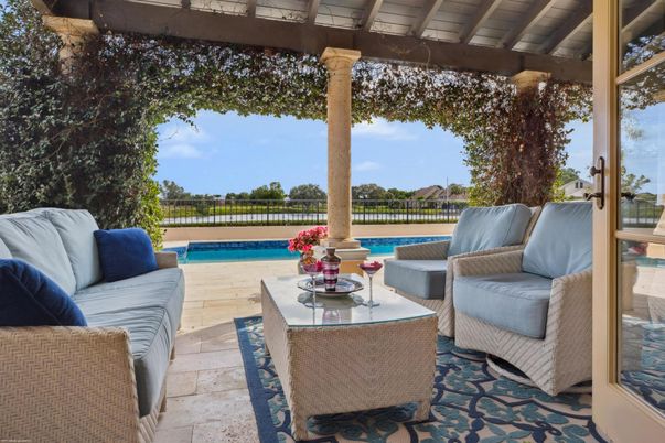 Exterior, Pool, Water