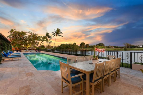 Exterior, Pool, Water