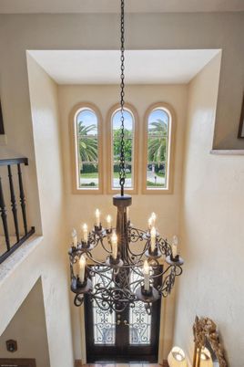 Chandelier, Interior