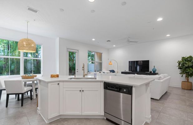 Dining room, Interior, Kitchen, Living room, Pendant Lights, Recessed Lighting