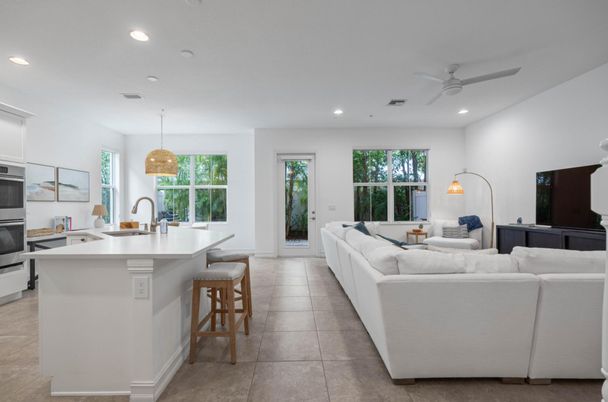 Interior, Kitchen, Living room, Pendant Lights, Recessed Lighting, Stainless Steel Appliances