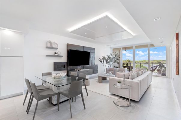 Dining room, Interior, Living room, Recessed Lighting