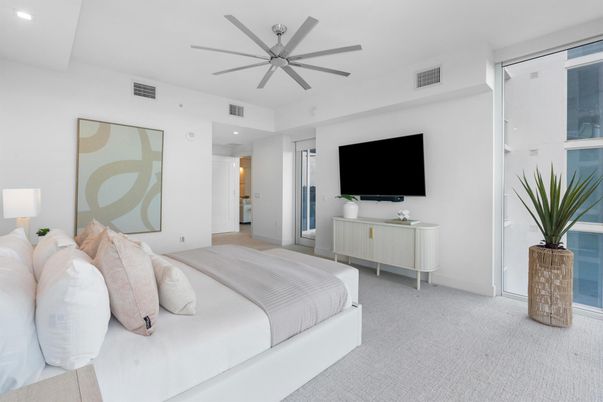 Bedroom, Interior, Recessed Lighting