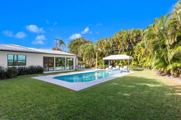 Backyard, Exterior, Pool